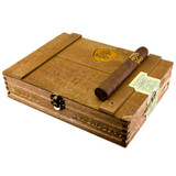 ADVentura The Royal Return Kings Gold Toro (6x54)