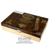 Montecristo 1935 Anniversary Edición Diamante Robusto Box